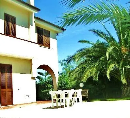 Travellito Villa *